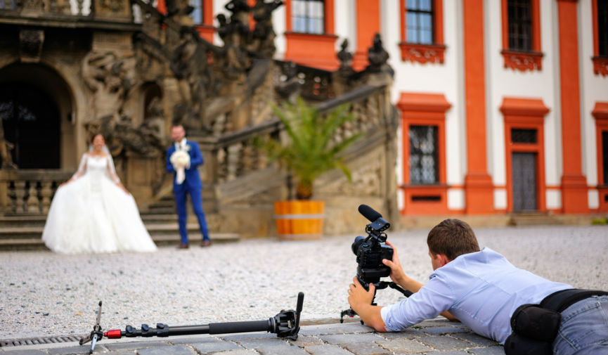 Hire Experienced Videographers For Your Wedding